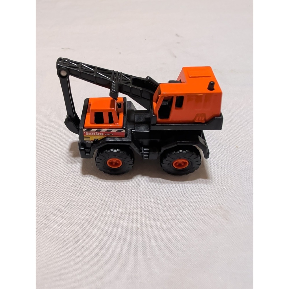 Maisto Tonka Mighty 788 Excavator Crane Diecast Construction Toy Orange Black